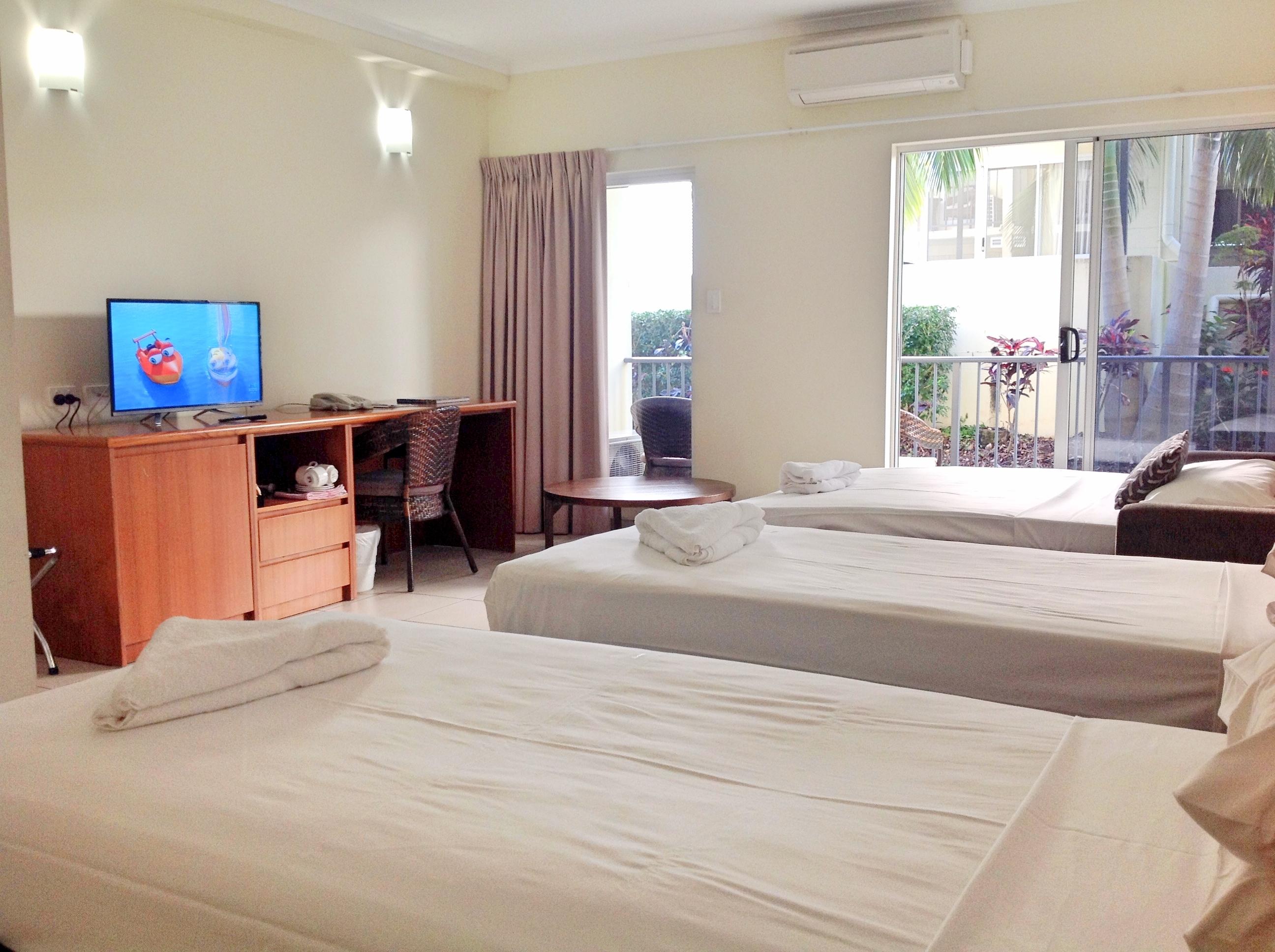 Cairns Queenslander Hotel & Apartments Exterior foto